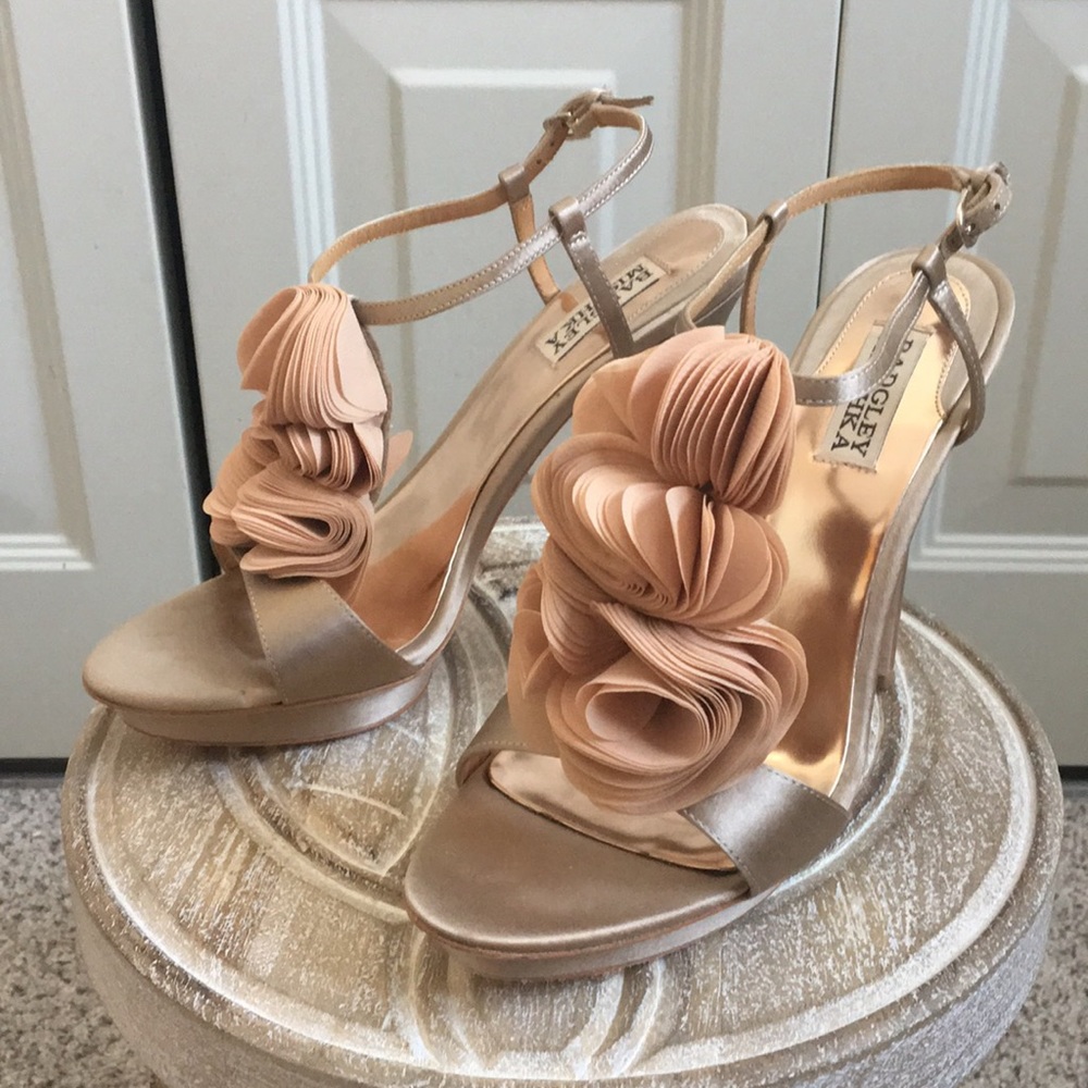 Badgley Mischka Randee in Nude size 9